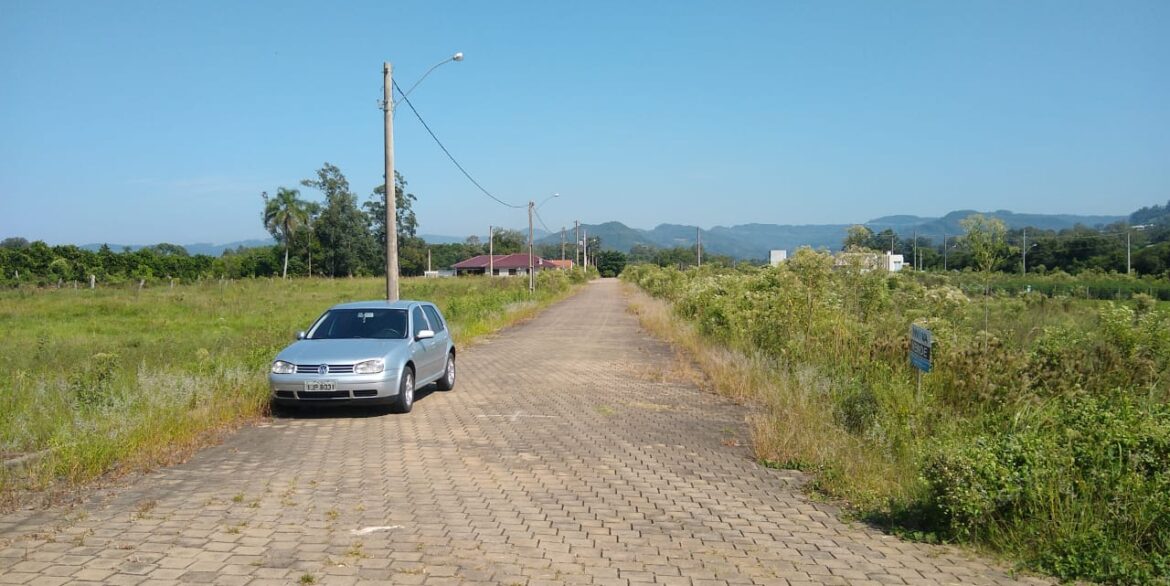 3c3250e2-8e03-4a1c-894f-32b6e055221d