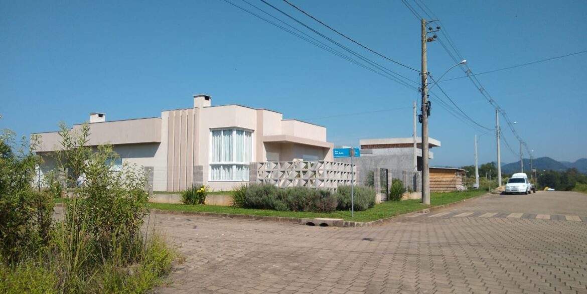 90ab58de-9433-45a3-b0e7-ae635863da16
