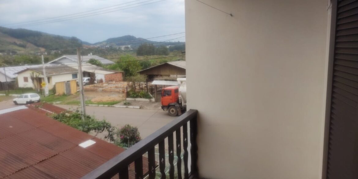 5fe8efb4-ffaf-4efe-aa9f-8a1ea26a6b6e