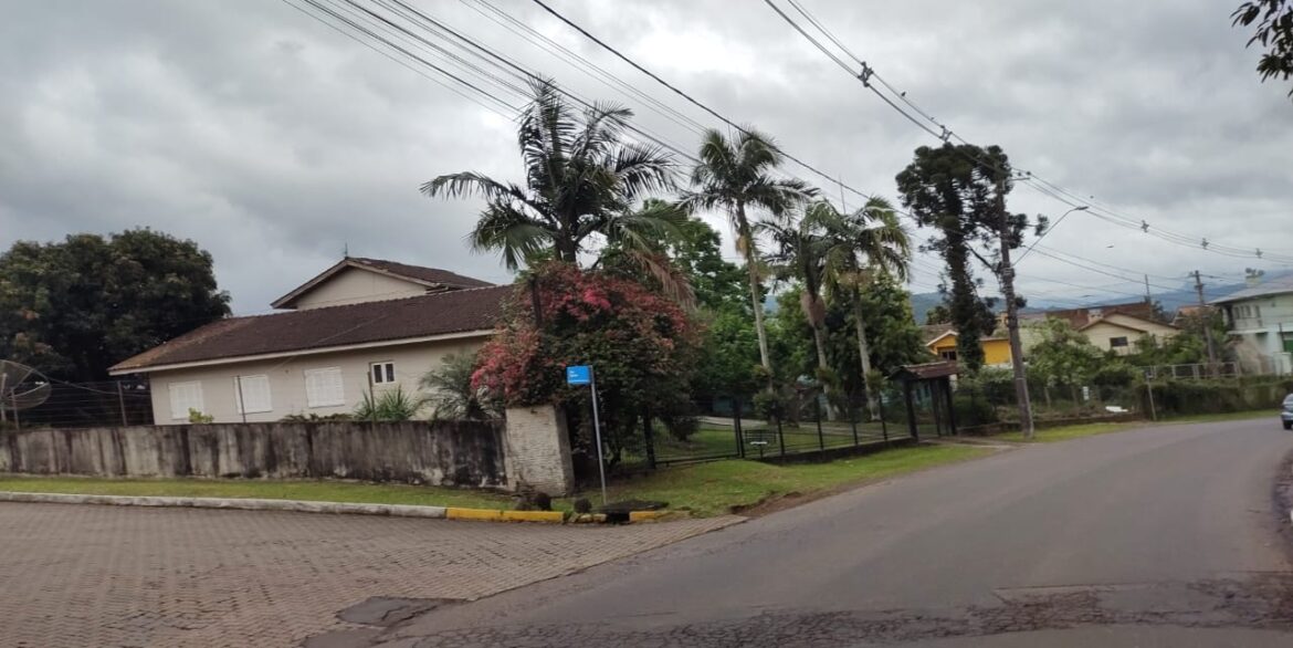 a4ce2344-b267-4abc-a549-c8e9c34ead3c