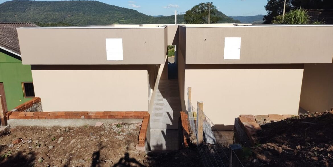 9e5423b3-b78b-4430-b43f-41bb35a56743