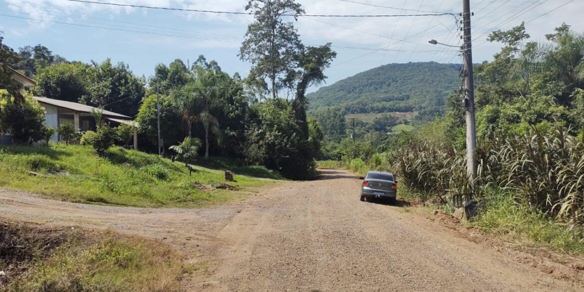 00ee24b7-98f4-40e5-b42f-d1d9933473dd