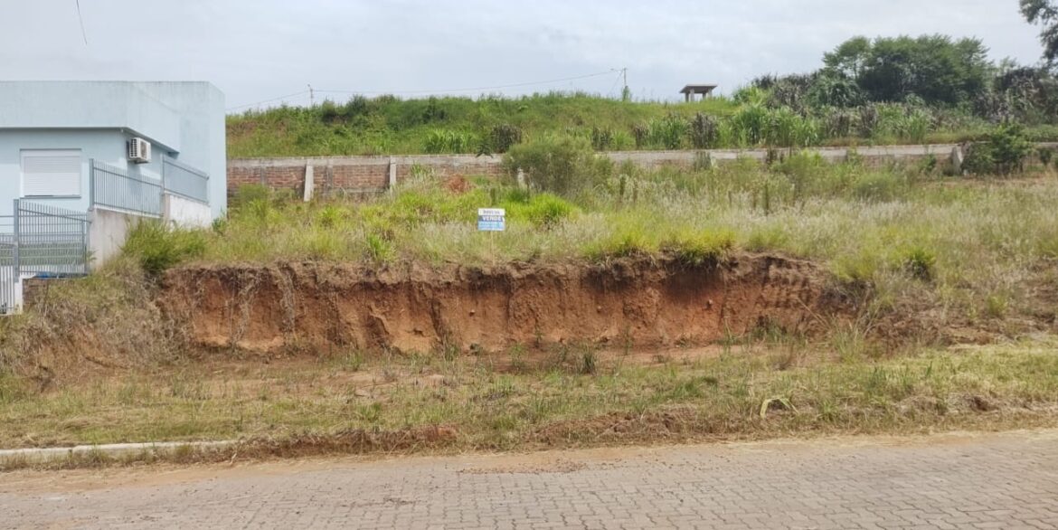 0a5539fb-9d17-40a4-9cc5-d5fd30ce84d6