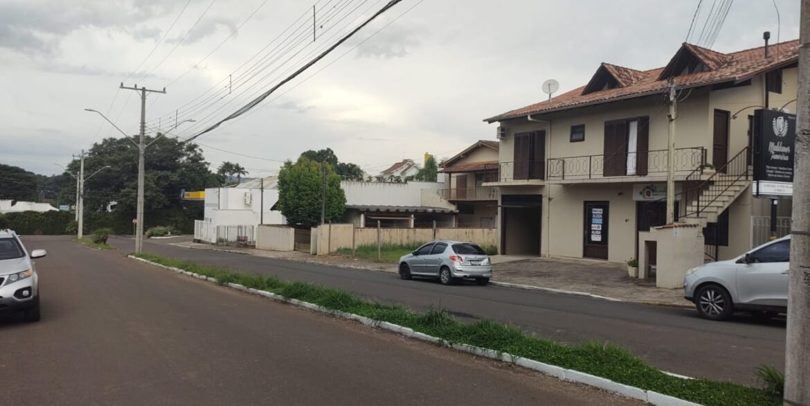 f2f26cff-f5d8-490e-b65f-e9c6e3aa3db5