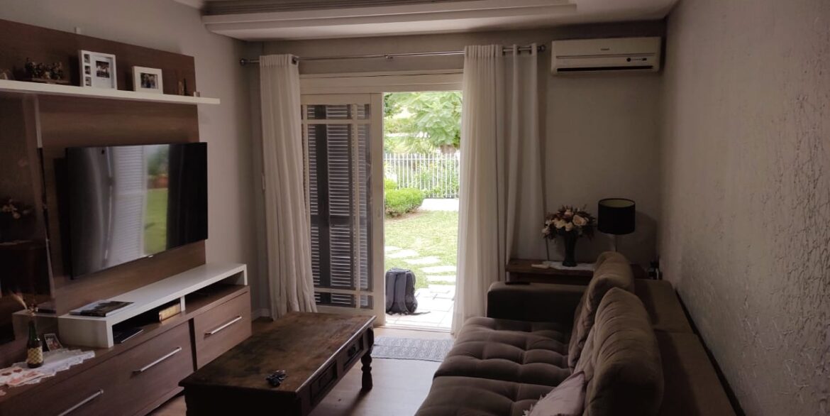 81314421-ad1f-4d0e-91e2-ce72b1b886f8