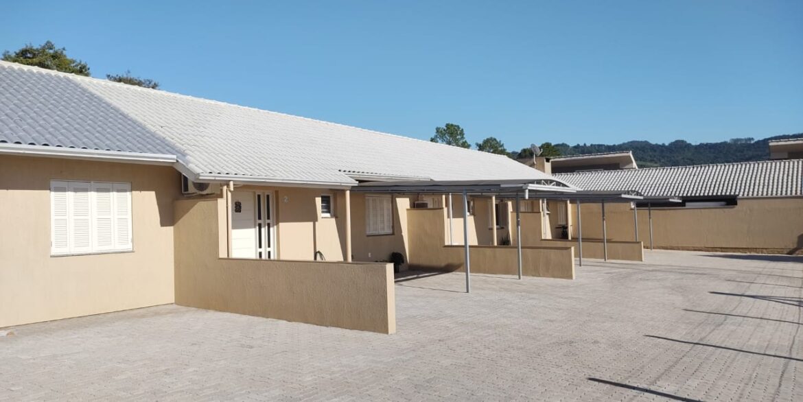 b21b6b97-1e0f-4c71-9f1d-3e5d4d654db4